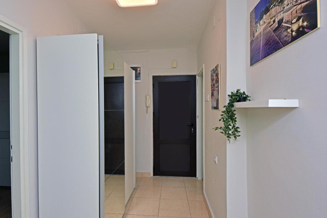 Two Bedroom Apartment Marinero Zadar Exterior foto